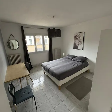 Maison Spacieuse Proche De Caen